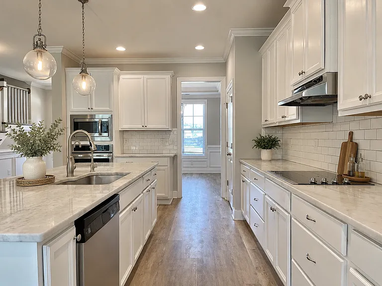 467 W Craftsman Way — Photo 4