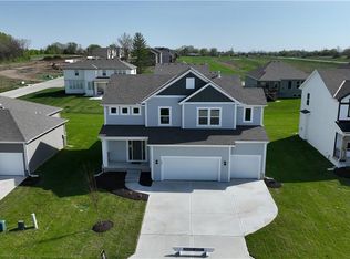 533 SE Carter St, Lees Summit, MO 64082