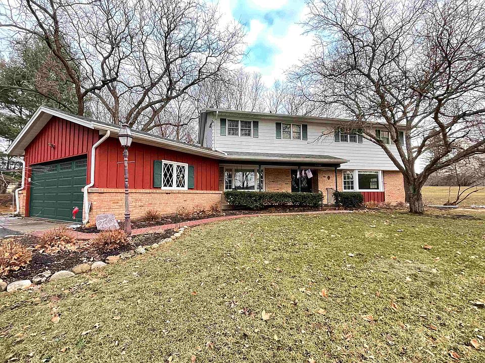 6807 Kinnikinnick Dr, Roscoe, IL 61073 Zillow