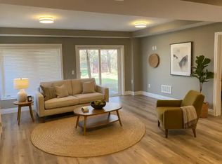 304 Barrie Rd #1, Orillia, ON L3V 2R7