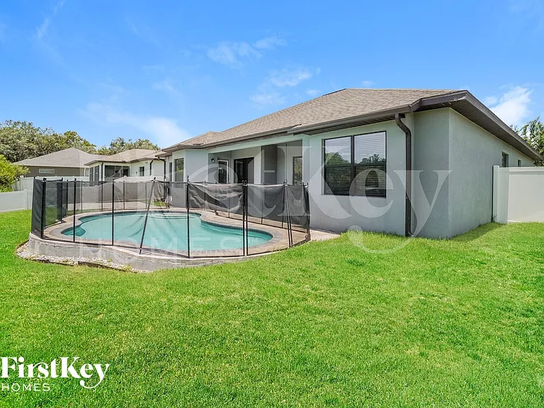12414 Drakefield Dr — Photo 15
