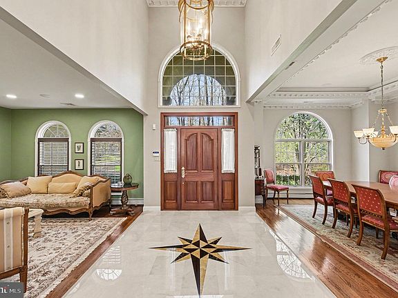 4th image of 438 Dreshertown Rd