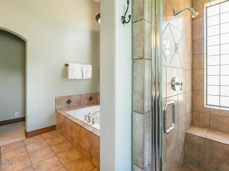 2780 Gallivan Loop #32 — Photo 14