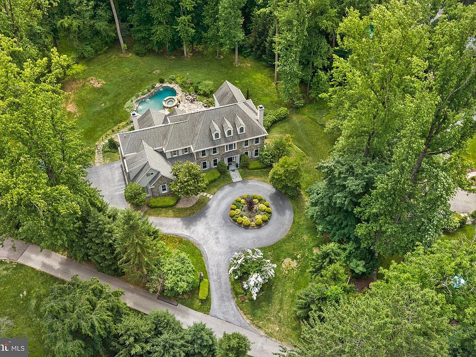 1st image of 429 Church Rd