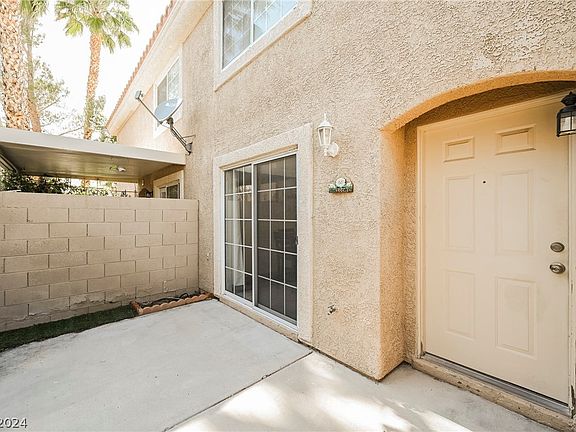 3rd image of 9679 Blue Calico Dr