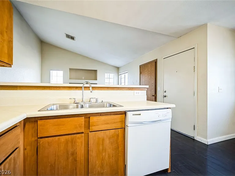 2654 Bryandouglas Dr #D — Photo 10