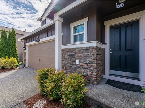 3rd image of 1810 76th Drive SE