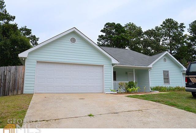1st image of 70 Bachelor Rd