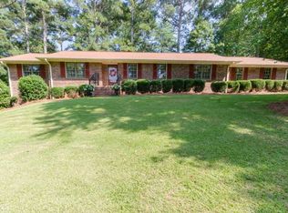 6 John St, Winder, GA 30680