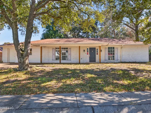 3306 Nottingham Rd, Ocean Springs, MS 39564