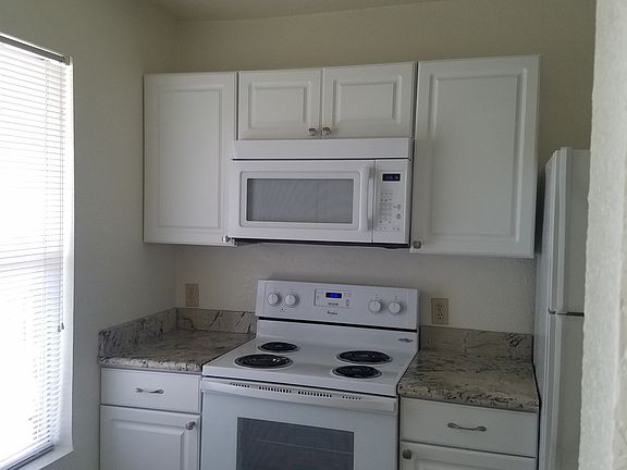 4th image of 117 N 5th St