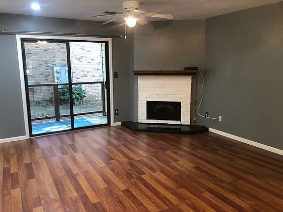 4th image of 421 W San Antonio St APT E1
