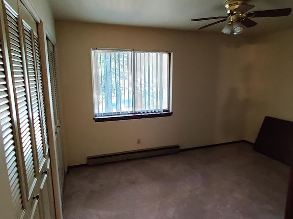 4th image of 3907 Bauer Dr APT 4