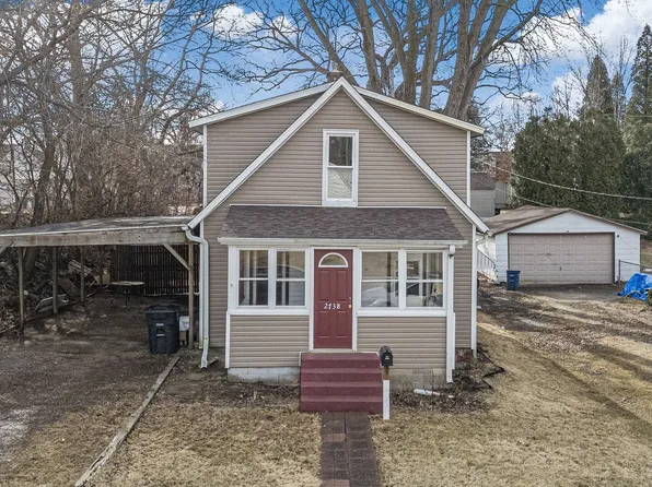 2738 11th Ave #C, Moline, IL 61265