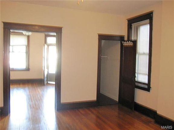4th image of 5228-5230 Louisiana Ave