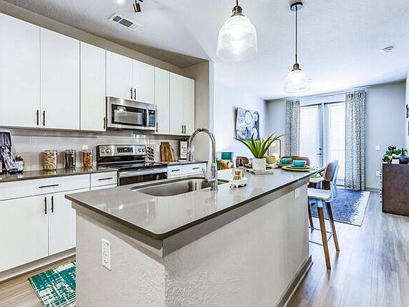 2nd image of 1620 1st Ave N #4016