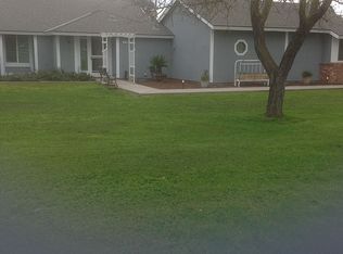 12799 E Rialto Ave, Sanger, CA 93657