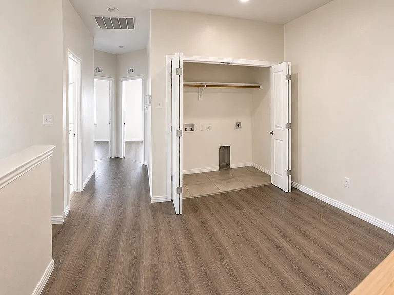 1918 High Meadow Dr — Photo 8