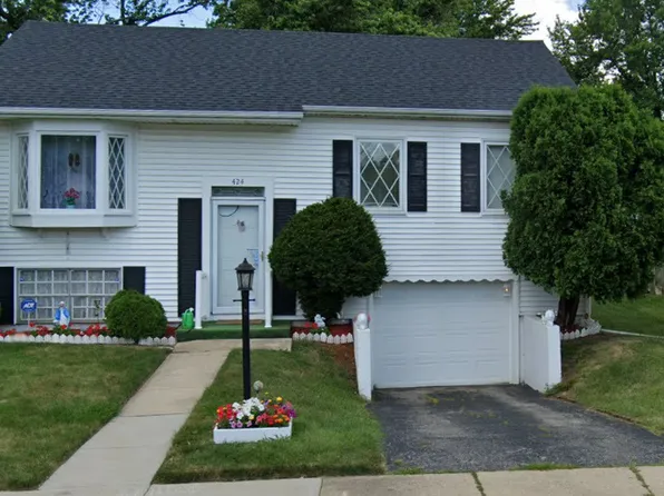 424 Mark Ave, Glendale Heights, IL 60139