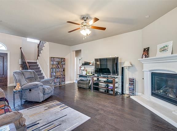 5th image of 1003 Lombard Dr