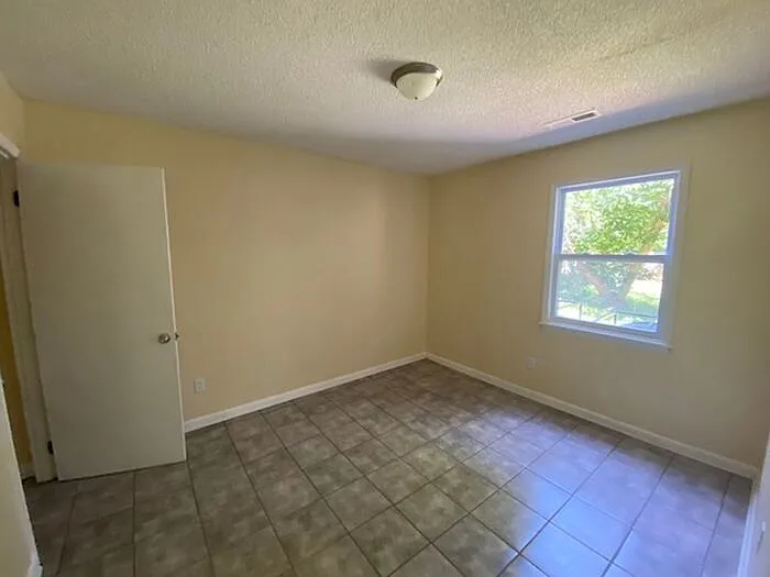 4008 Penny St SW #A — Photo 6