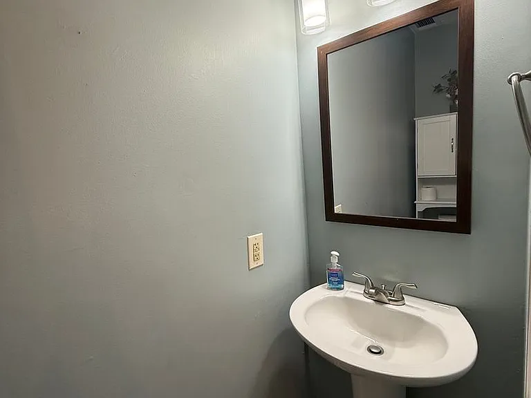 94 Countryplace Ln — Photo 8