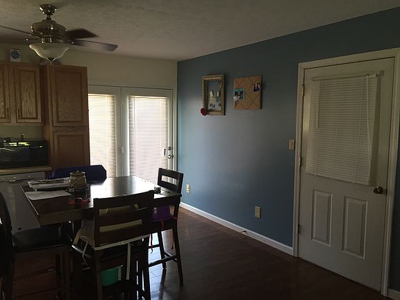 3rd image of 90 Heartland Cir