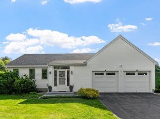 99 Farm Hill Rd, Leominster, MA 01453