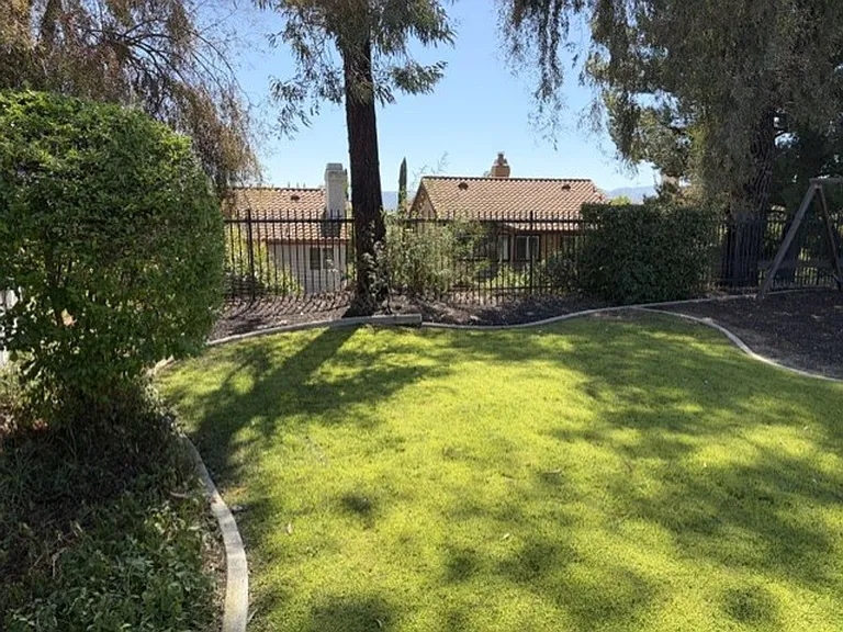 23827 Falconer Dr — Photo 16