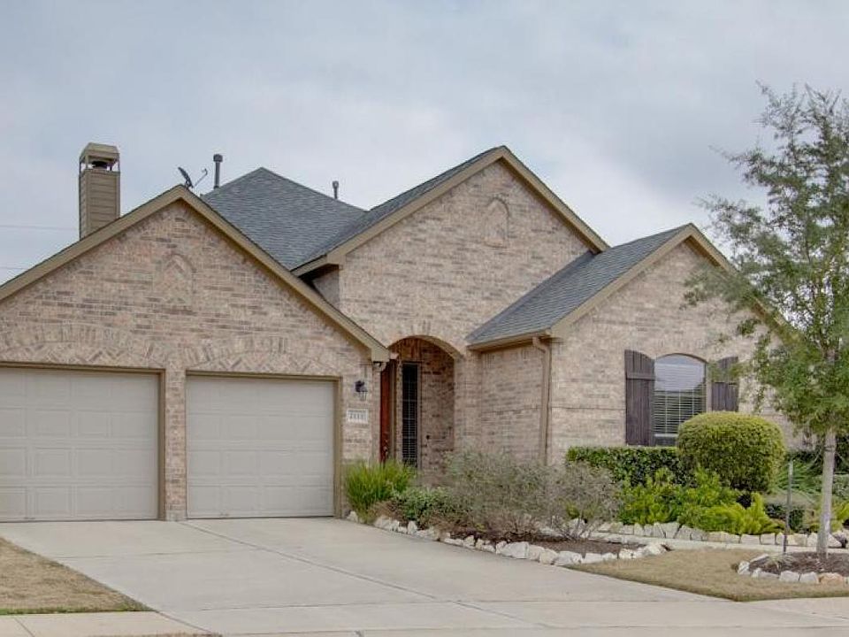 1st image of 2111 Ascot Ln