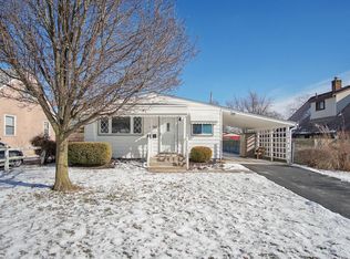 4242 Ashgrove Dr, Grove City, OH 43123
