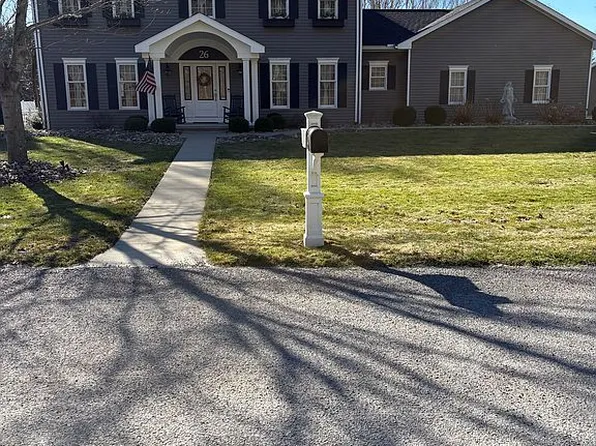 26 Pine Grove Blvd, Russell, PA 16345