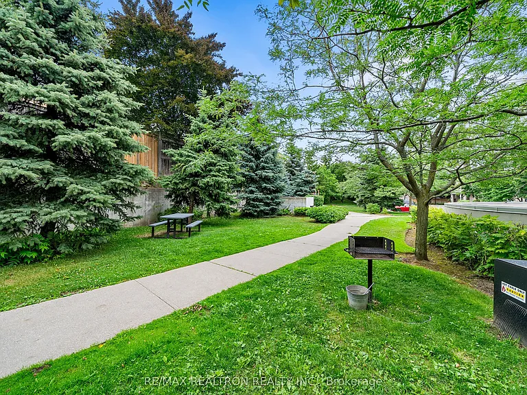 1700 Eglinton Ave E #315 — Photo 17