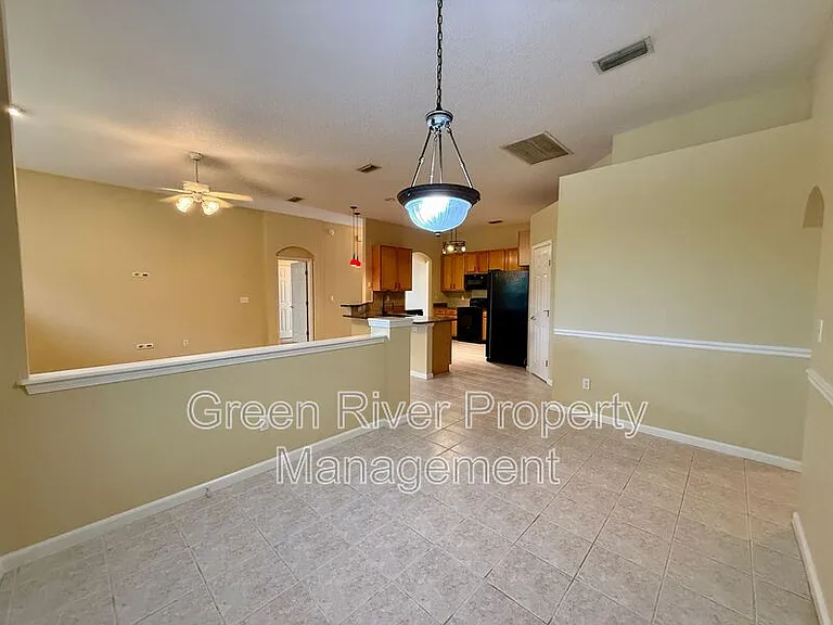 8716 Canopy Oaks Dr — Photo 22