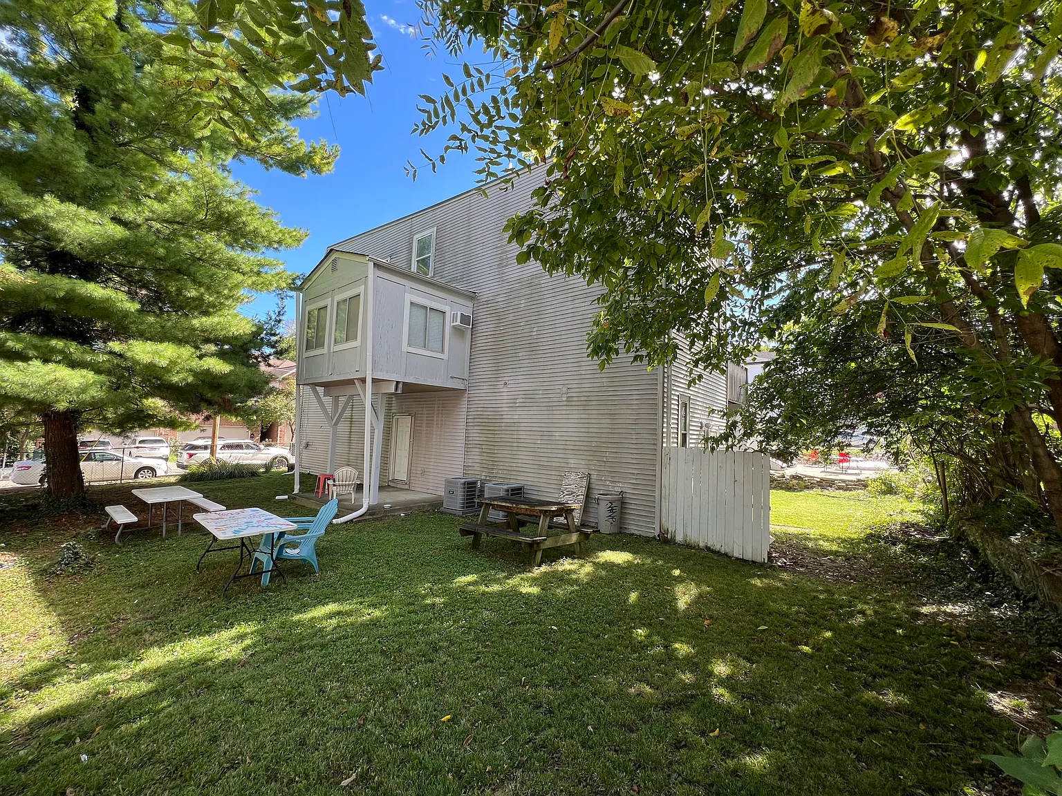 7 bed, 3200 sqft, $4,500 — Photo 4
