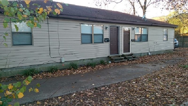 2nd image of 1348 Picadilly St #A