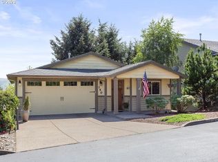 350 NE Harbor View Pl, Depoe Bay, OR 97341