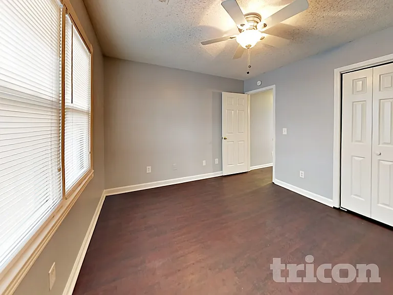 112 Hedgefield Rd — Photo 8