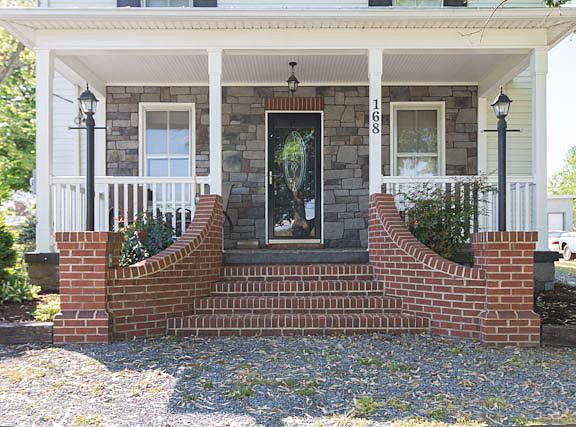 3rd image of 168 Holly Hill St