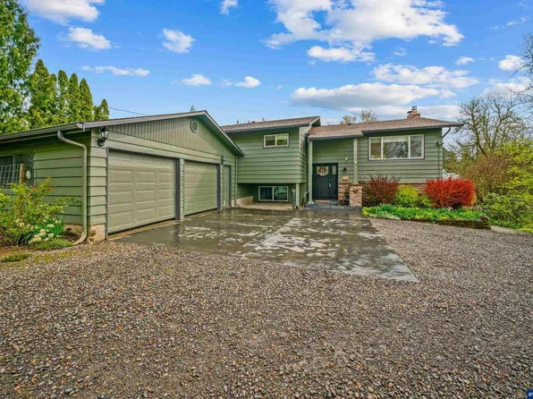 5922 Angle Dr NE, Salem, OR 97317