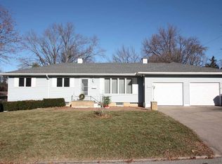 1916 Upton Ave, Waterloo, IA 50701