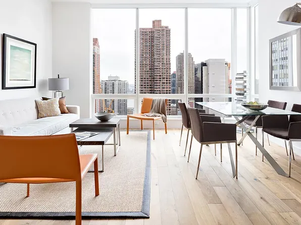 325 Lexington Avenue 27D image 1 of 7