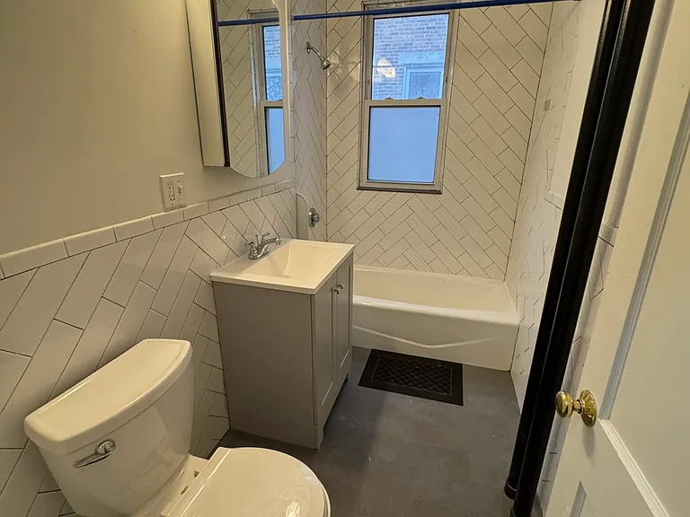 15 Scottfield Rd #8 — Photo 7