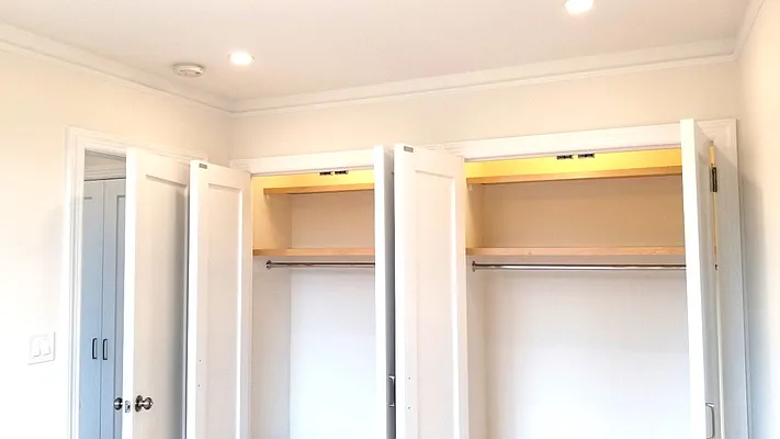 Rented by Buchbinder & Warren | media 9