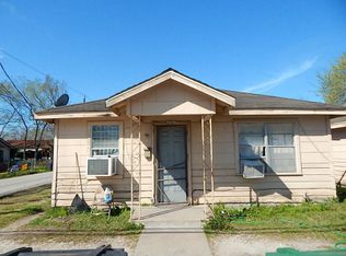 2703 Brewster St, Houston, TX 77026