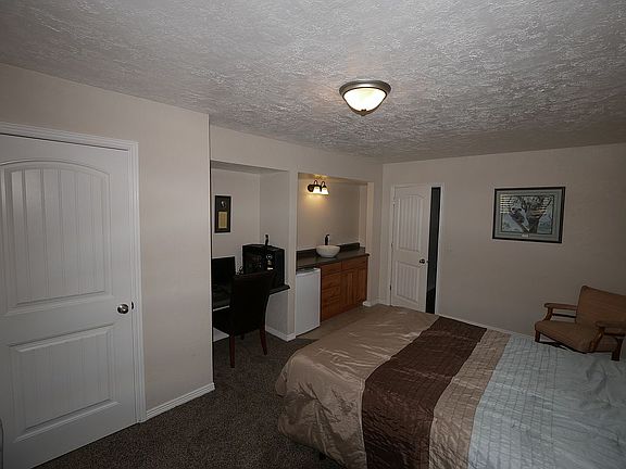 Large Guest Bedroom