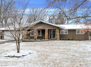 2466 E Cambridge St, Springfield, MO 65804