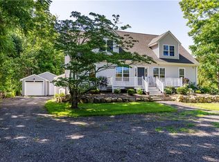 1180 Middle Rd, East Greenwich, RI 02818