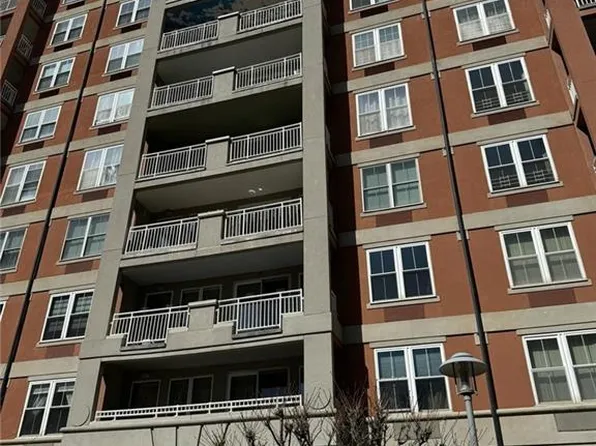 120 Oceana Dr W APT 5I, Brooklyn, NY 11235