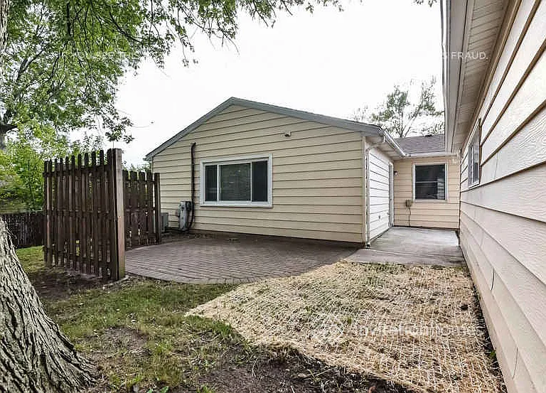 200 Valley Dr — Photo 19